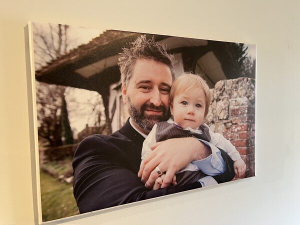 40cm x 60cm Canvas Print - Image 4