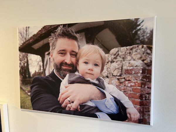 40cm x 60cm Canvas Print - Image 3