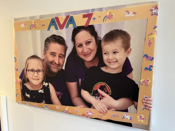 40cm x 60cm Canvas Print - Image 2