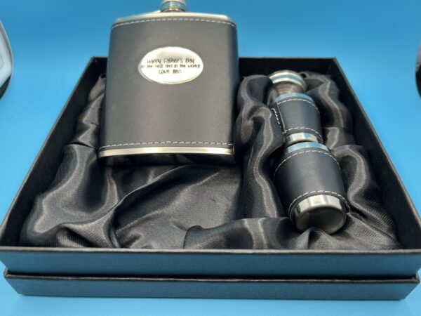 Black Hip-Flask Gift Set - Image 4