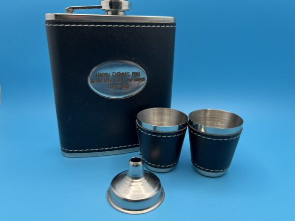 Black Hip-Flask Gift Set - Image 2