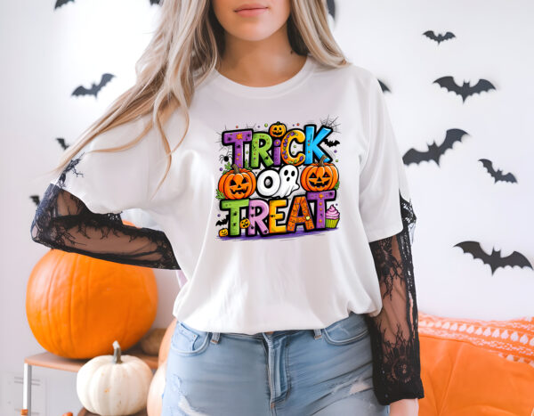 Halloween Trick or Treat T-Shirt (unisex)